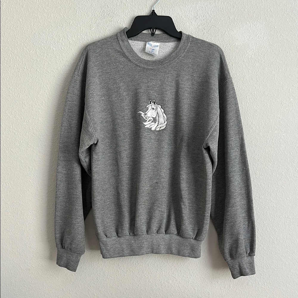 Grey horse embroidery sweatshirt medium